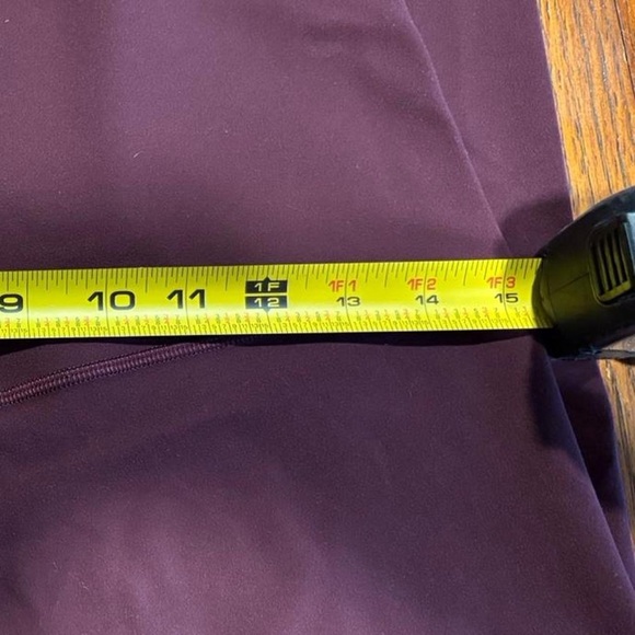 Lululemon Athletica Peloton Maroon Leggings with Multicolor Logo LIKE NEW - Picture 4 of 7